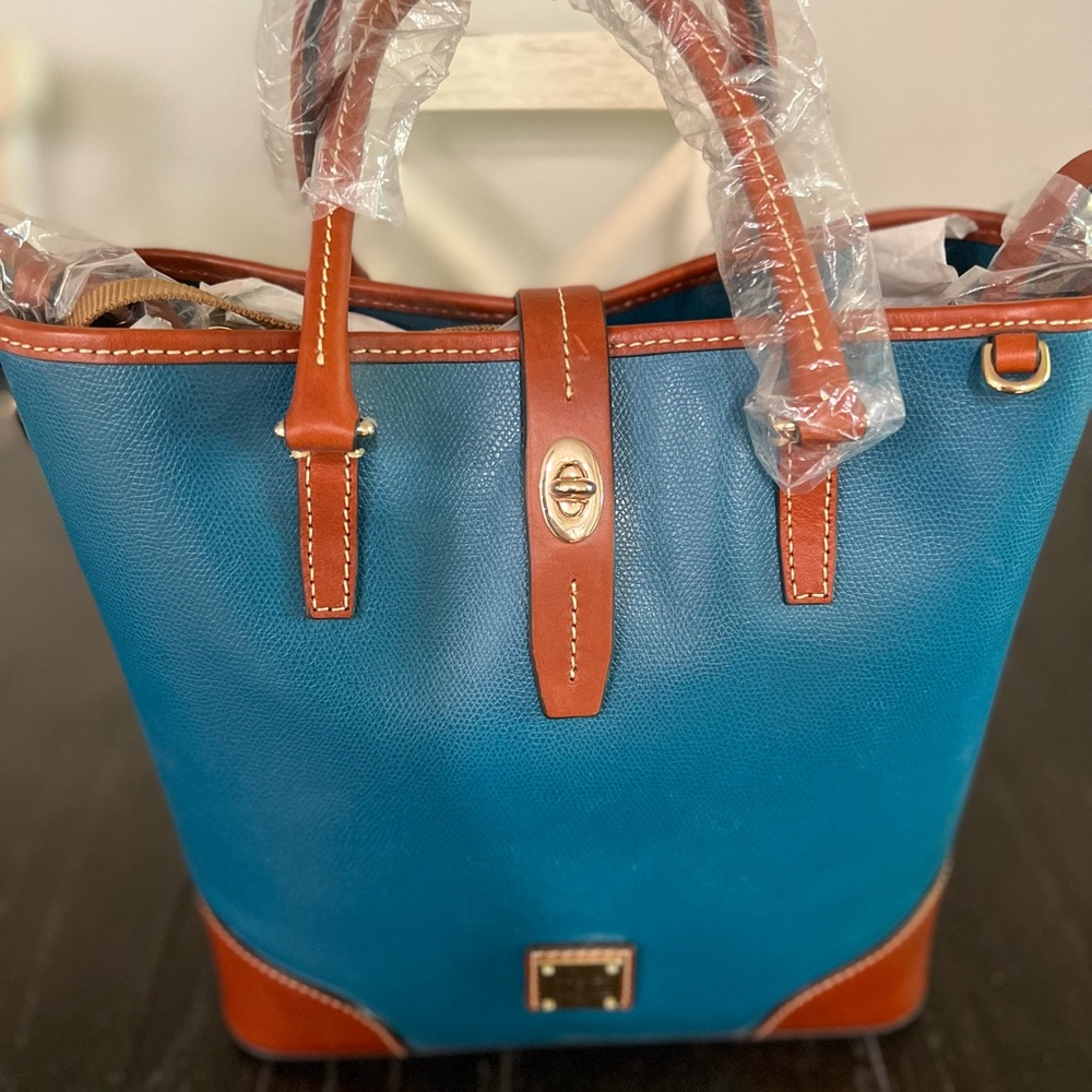 Classic Two-Tone Leather Tote - Teal and Brown